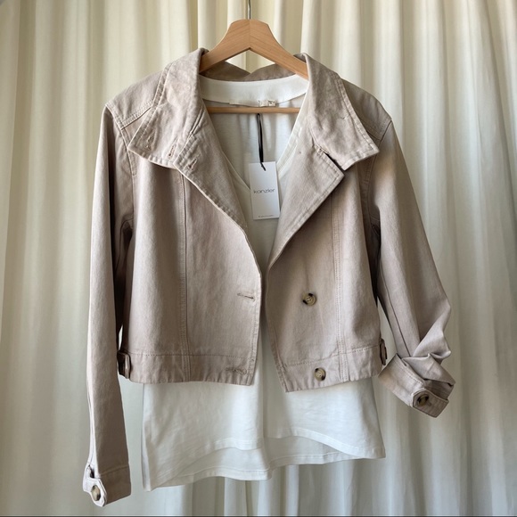 ELLIOT CROPPED JACKET — In Beige - Picture 9 of 11